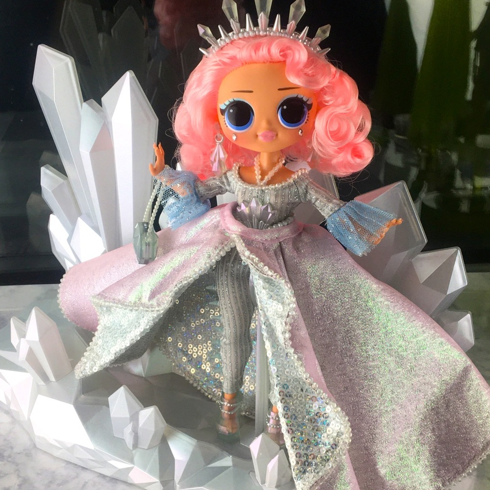 LOL SURPRISE crystal star OMG dolls collector